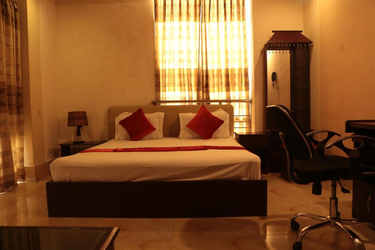 78 Firoza Inn Dakka Kültér fotó